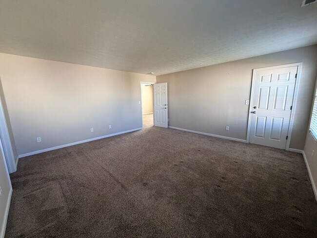 Building Photo - 1883 Creekstone Dr