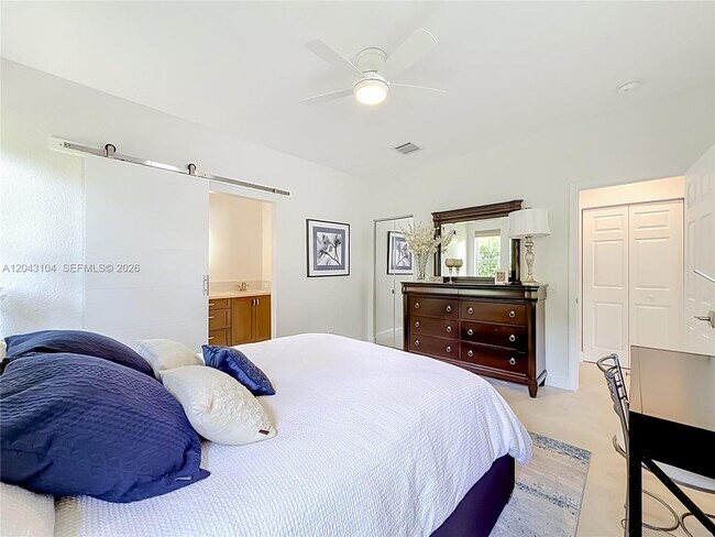 Building Photo - 1556 Winterberry Ln