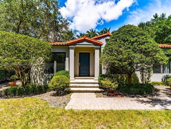 Building Photo - 119 Avila Ct