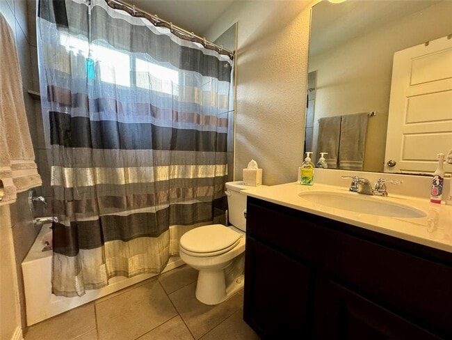 Building Photo - 416 Purple Martin Ave