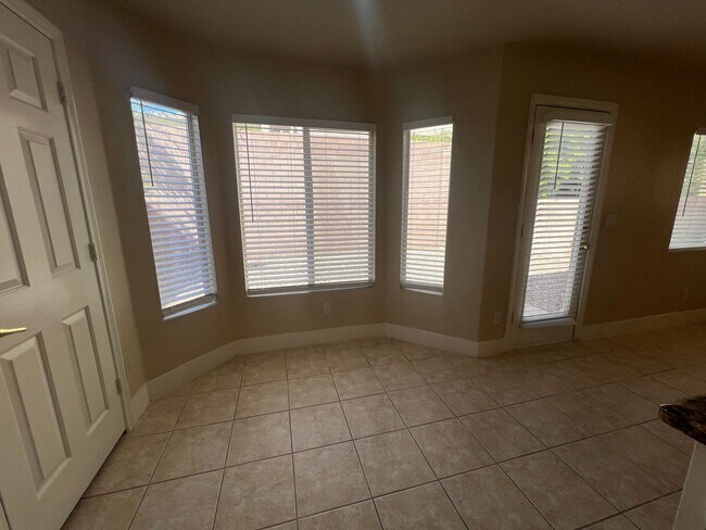 Building Photo - RENOVATED HOME IN GATED SUMMERLIN COMMUNITY!