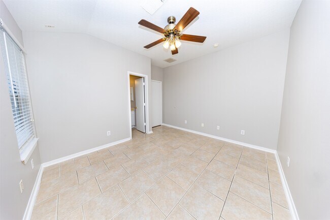 Building Photo - 15406 Apple Bloom Way
