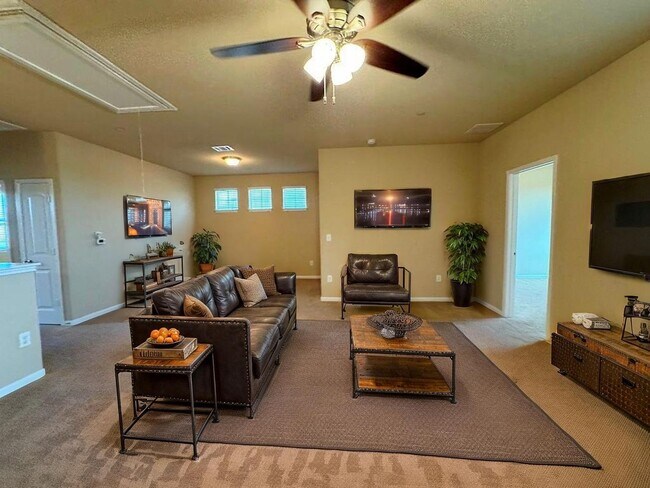 Building Photo - Welcome to Your Dream Escape at 2880 Donne...