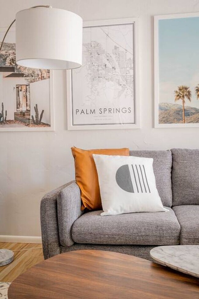 Building Photo - Ocotillo Private Oasis & Pool Monthly