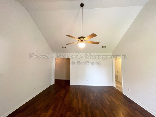 Building Photo - 2203 Sagemont Ct