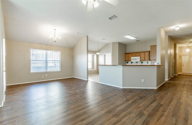 Building Photo - 4849 Carrotwood Dr