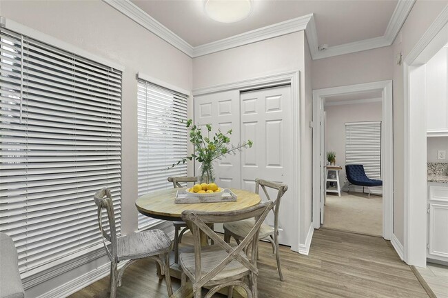Building Photo - 4554 Glenwick Ln