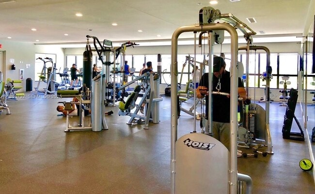 Building Photo - 7924 NW 105th Ave