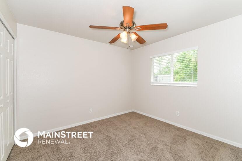 Building Photo - 4502 E 21st St