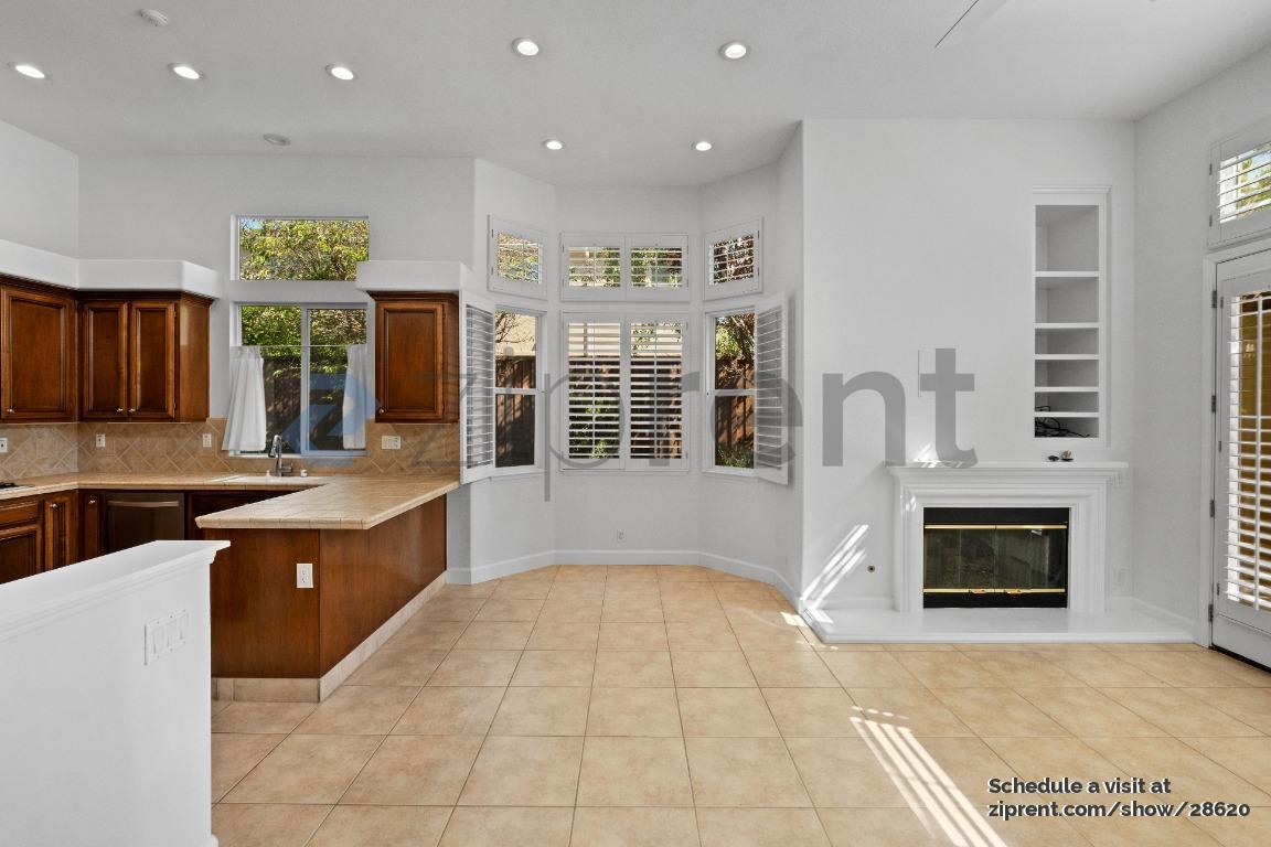 Building Photo - 9307 Mediar Dr