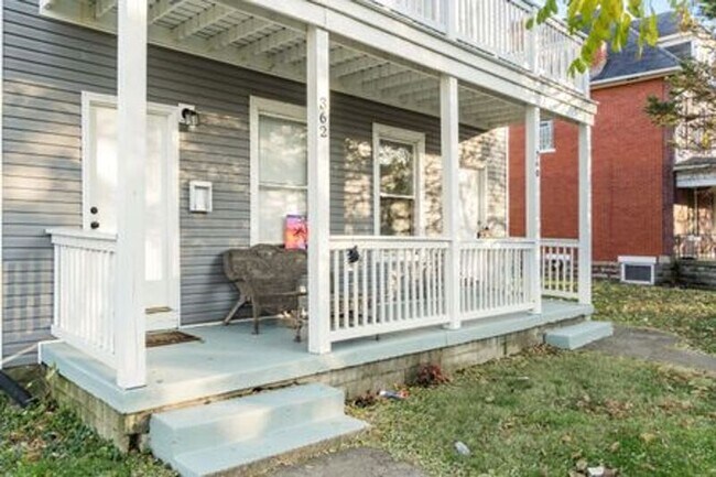 Building Photo - 360 N Garfield Ave