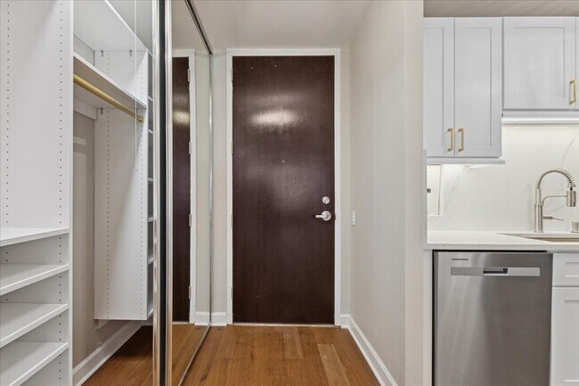 Building Photo - 535 N Michigan Ave