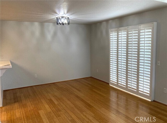 Building Photo - 13516 Apricot St