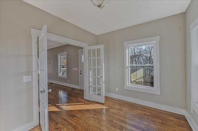Building Photo - Beautiful House in East Nashville!