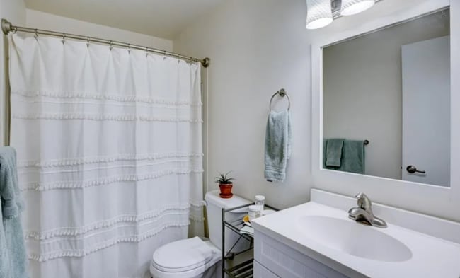 Building Photo - Condo for Rent in Downtown Livingston!