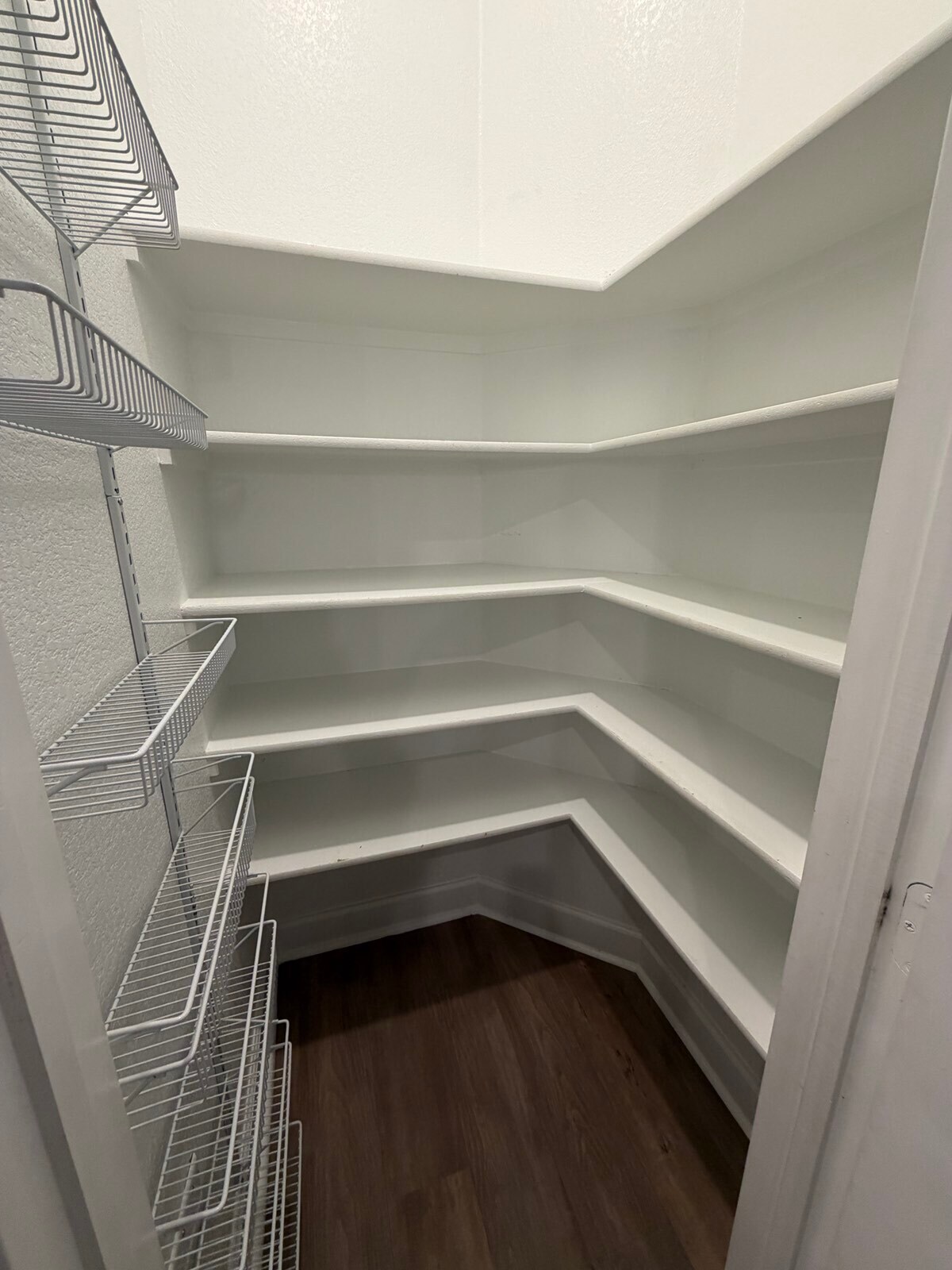 Building Photo - 1803 Desert Willow Way