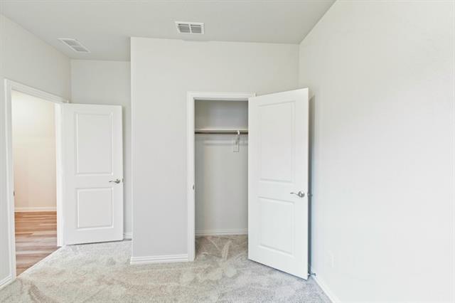 Building Photo - 625 Hidden Cove Dr