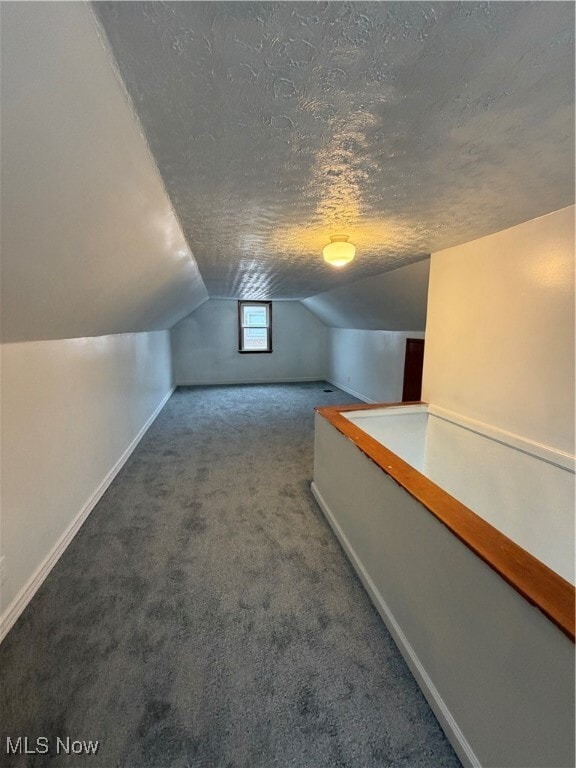 Building Photo - 920 E 218th St