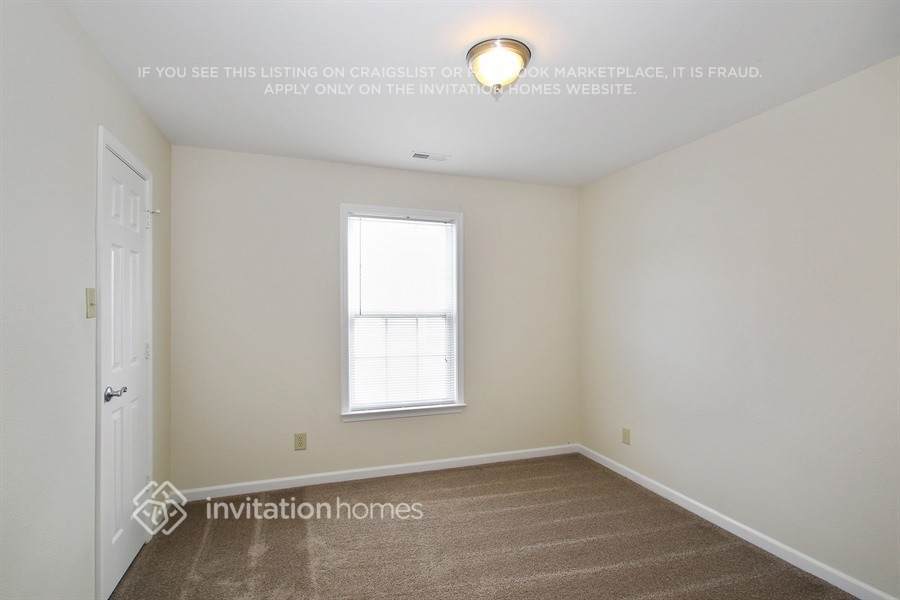 Building Photo - 329 Zander Woods Ct