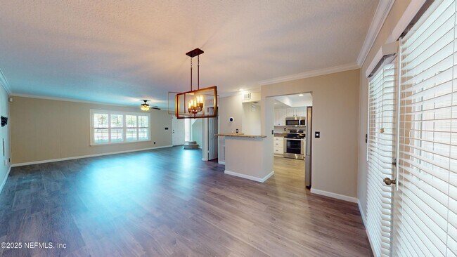 Building Photo - 695 A1A N