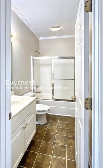 Building Photo - 101 W Bush St