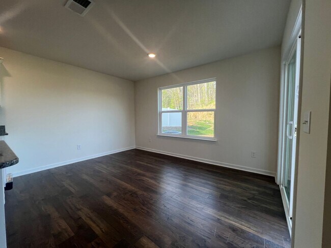 Building Photo - Brand-New 4BR Home for Rent in Kingsport – Be the First Tenant!