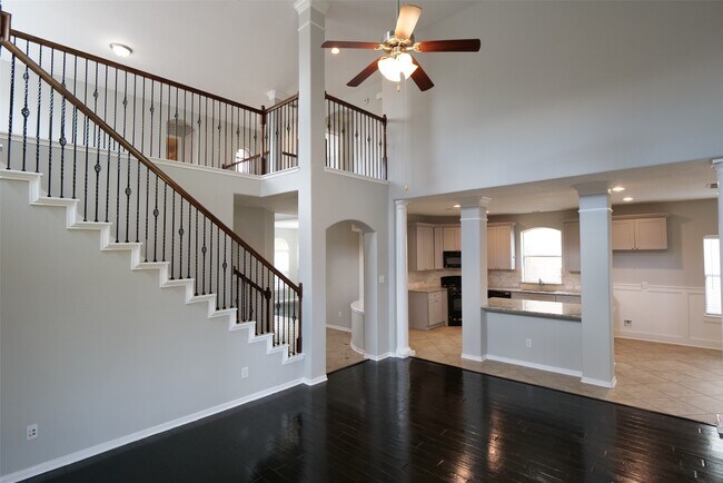 Building Photo - 26814 Harwood Heights Dr