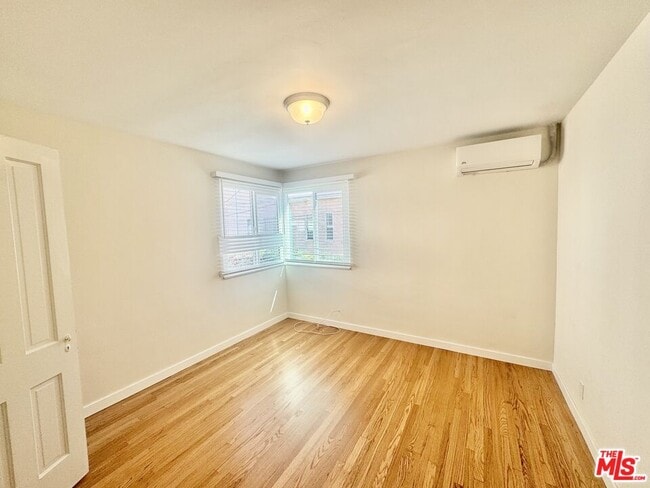 Building Photo - 4804 Bellflower Ave