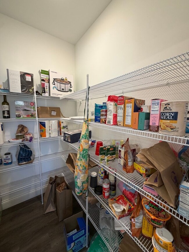 Building Photo - 1204 Yeats Ct