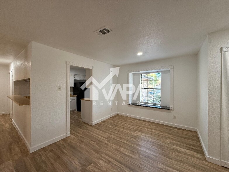 Building Photo - 6507 Ridge Peak Dr