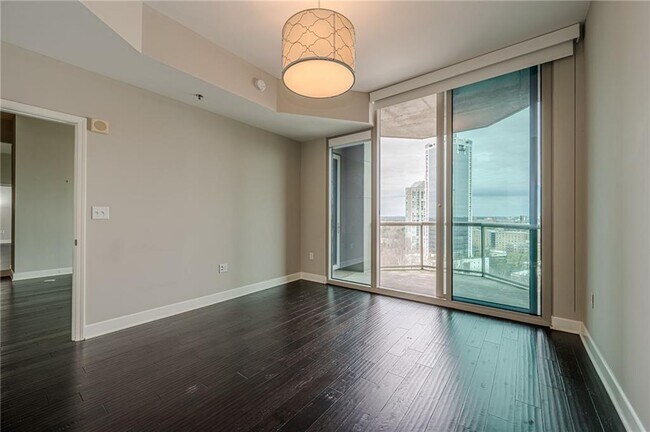 Building Photo - 2795 Peachtree Rd NE