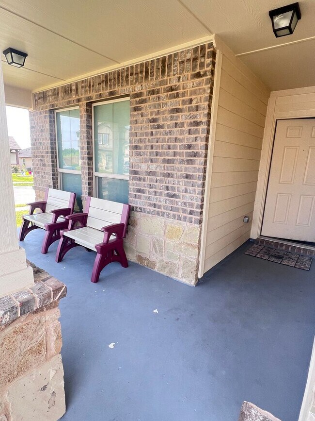Building Photo - 2356 Pintail Loop
