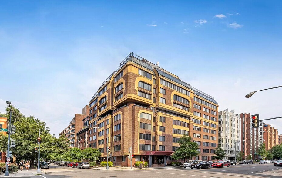Building Photo - 1245 13th St NW