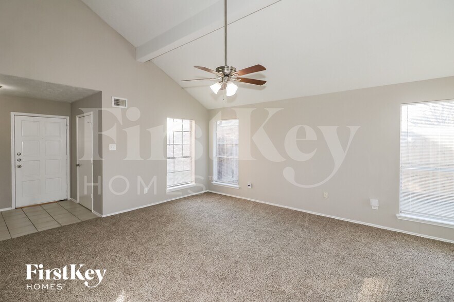 Building Photo - 9310 Westacre Pl