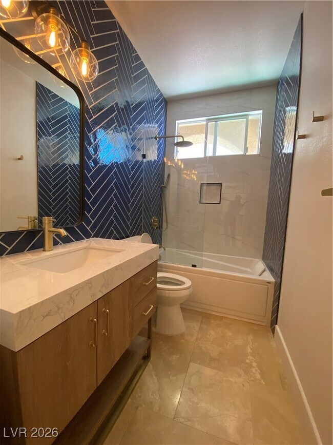 Building Photo - 7956 Skyline View Ct