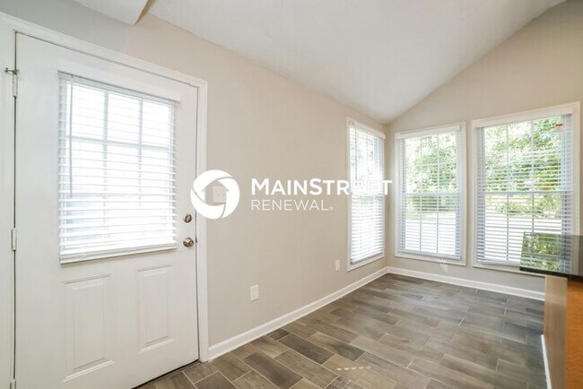 Building Photo - 3 Bedroom Pet-Friendly Home in Powder Springs, GA with Main Street Renewal