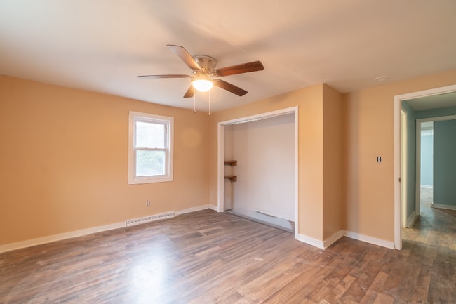 Building Photo - 104 Geissinger Ave