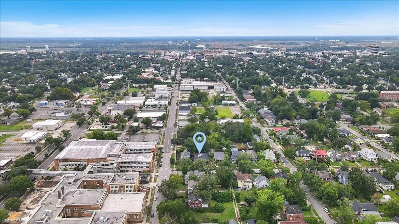 Building Photo - 103 N 13th St