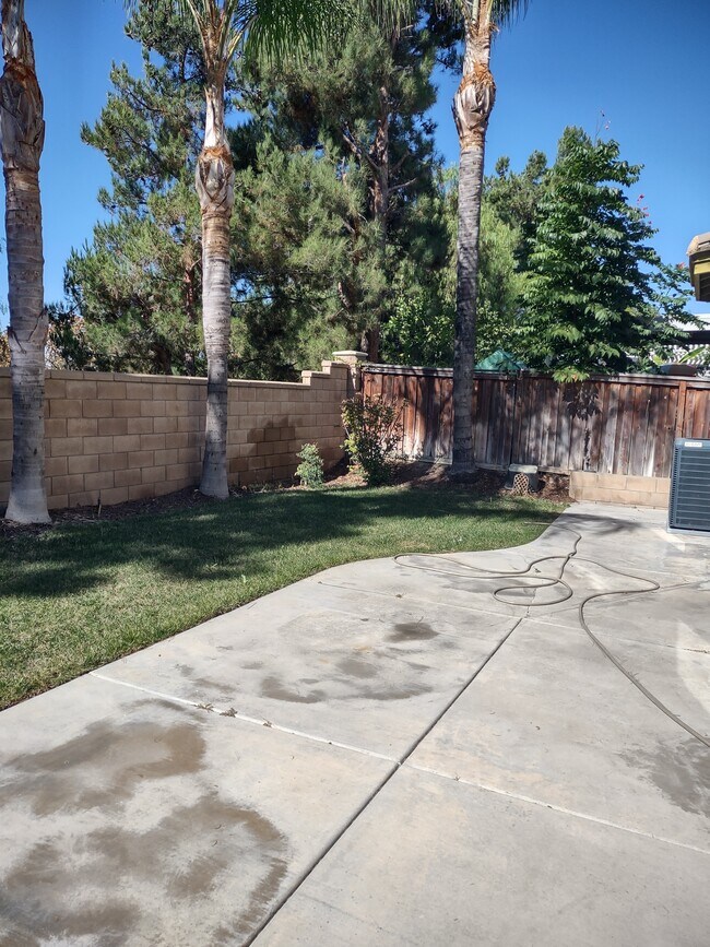 Building Photo - 40543 Chantemar Way