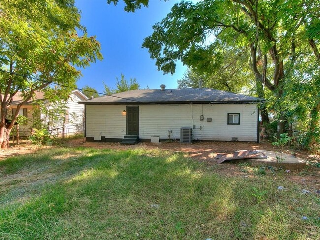 Building Photo - 6111 Jacks Ave