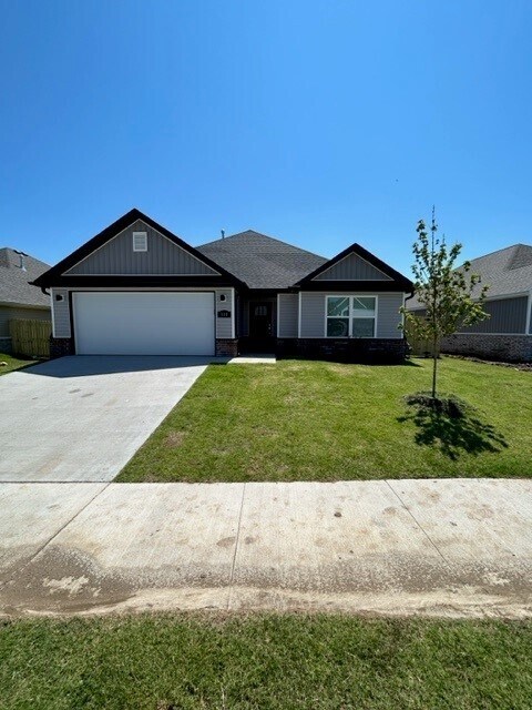 Building Photo - 510 Wagon Wheel Ave