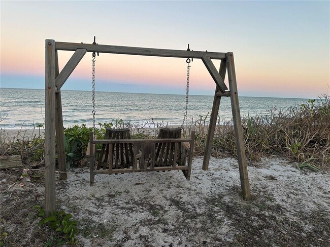 Building Photo - 5 Park Ave