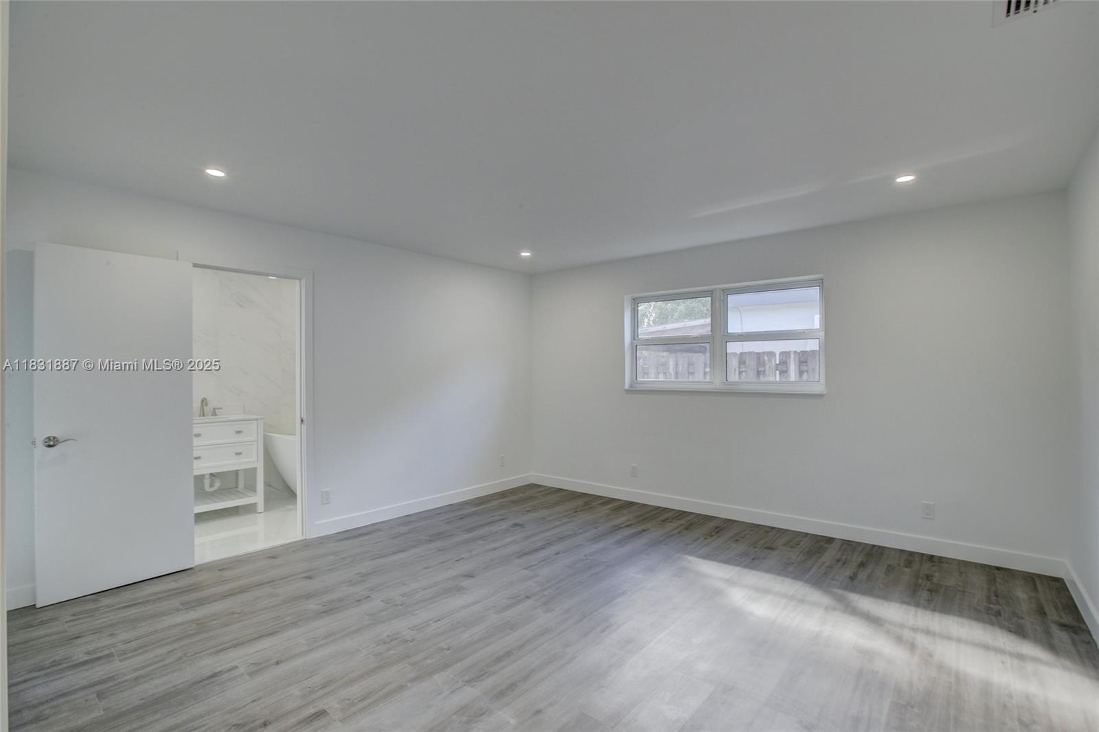 Building Photo - 1801 N 54th Ave