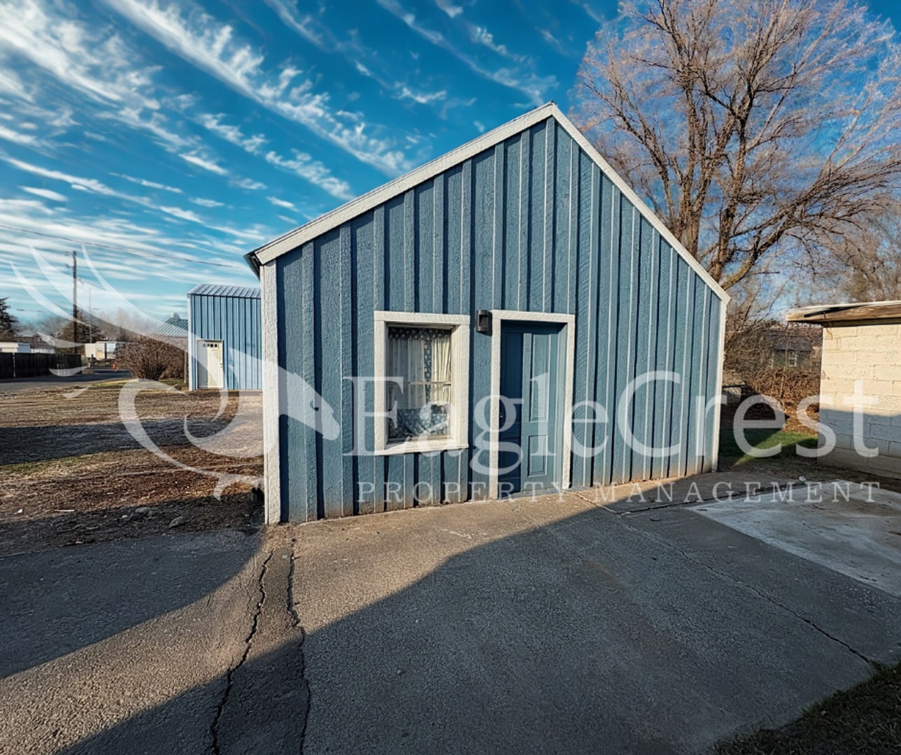 Building Photo - Roseville Lane Apartments