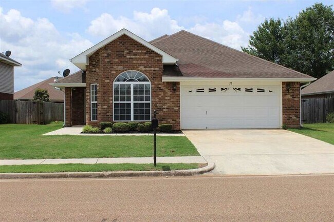 Primary Photo - 271 Shadow Ct SW