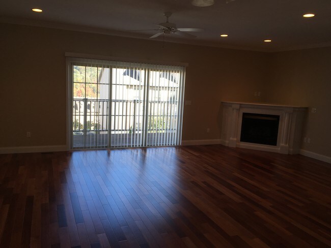Living Room - 54 Waterside Dr