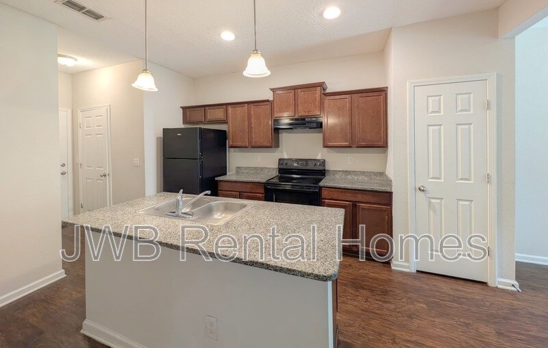 Building Photo - 1459 Lawrence Pl