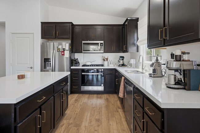 Building Photo - 83110 Raven Ln