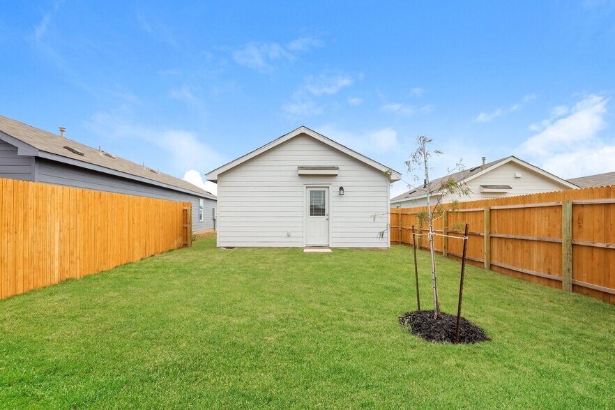 Building Photo - 14707 Southton Basin