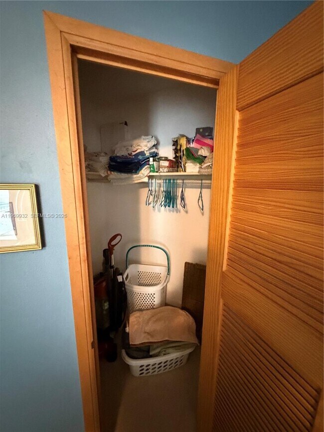 Building Photo - 710 N Ocean Blvd